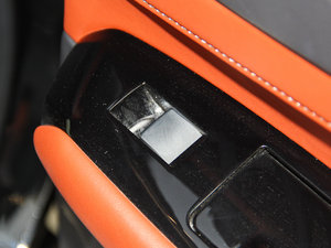 2014250 F SPORT п؅^