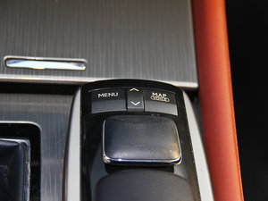 2014250 F SPORT п؅^