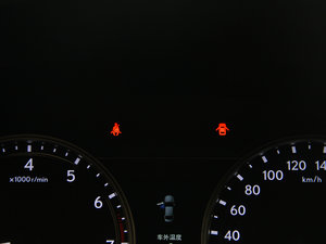 2014250 F SPORT п؅^