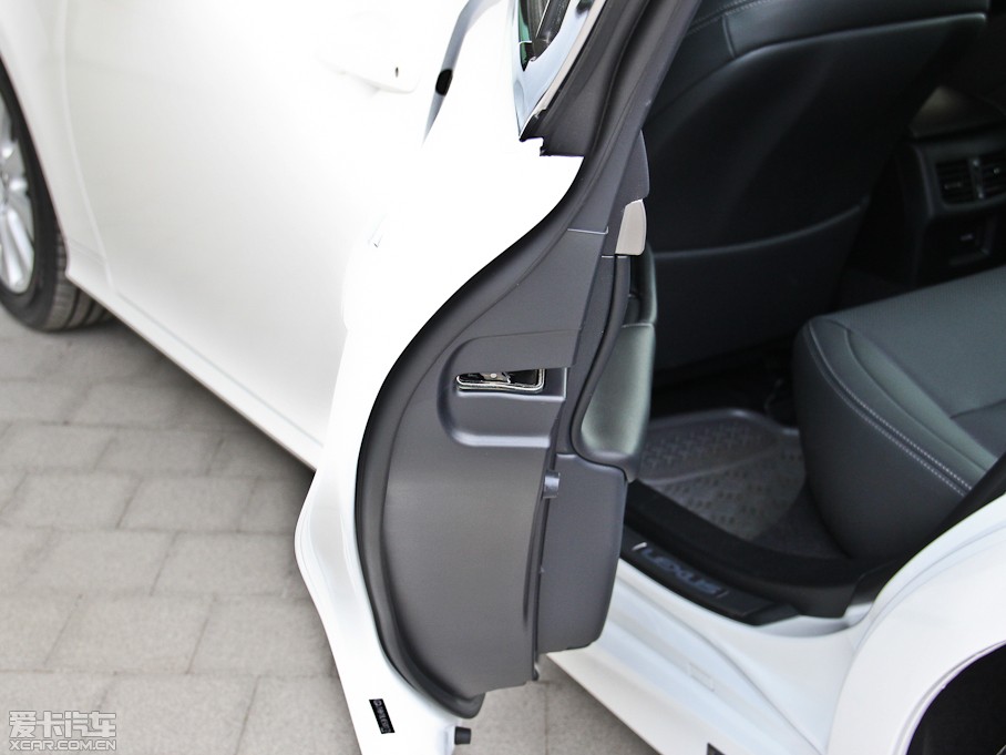 2014׿_˹GS 300h IȰ