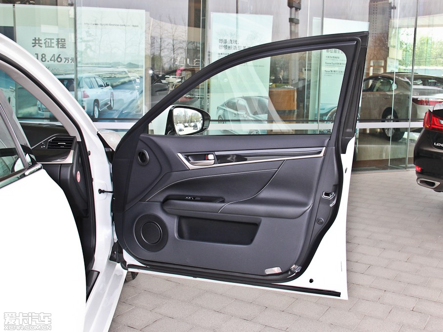 2014׿_˹GS 300h IȰ