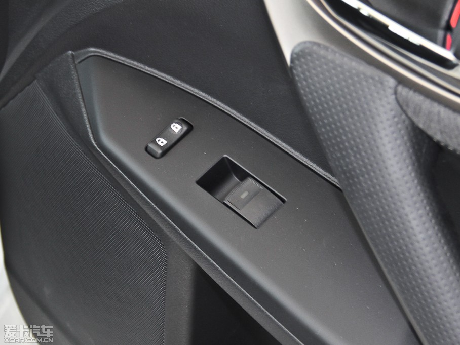 2014׿_˹CT 200h Ӣ pɫ