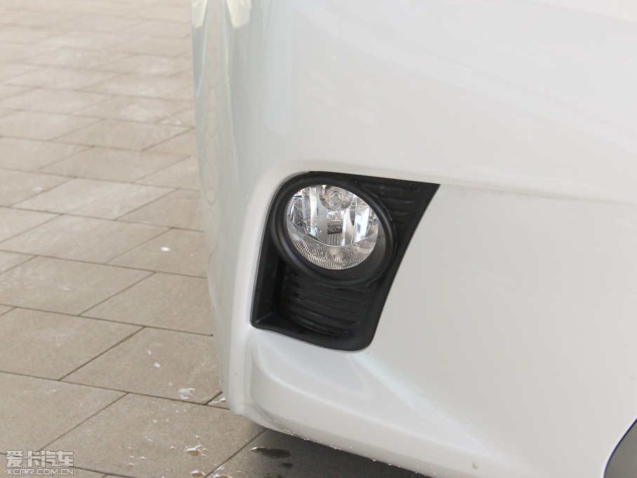 2014׿_˹CT 200h m pɫ