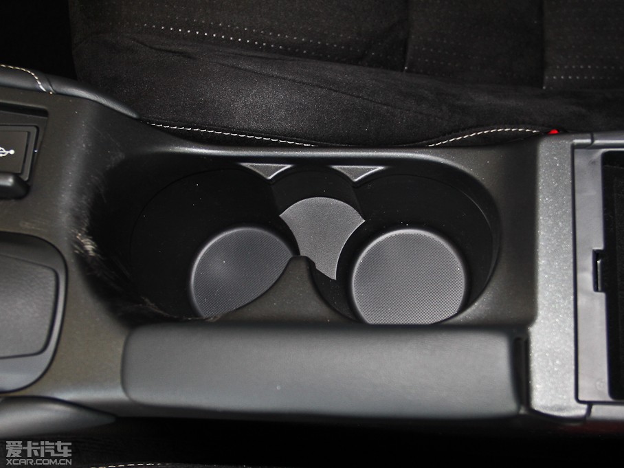 2014׿_˹CT 200h m pɫ