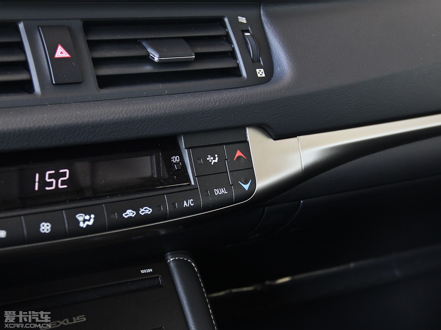 2014׿_˹CT 200h m pɫ