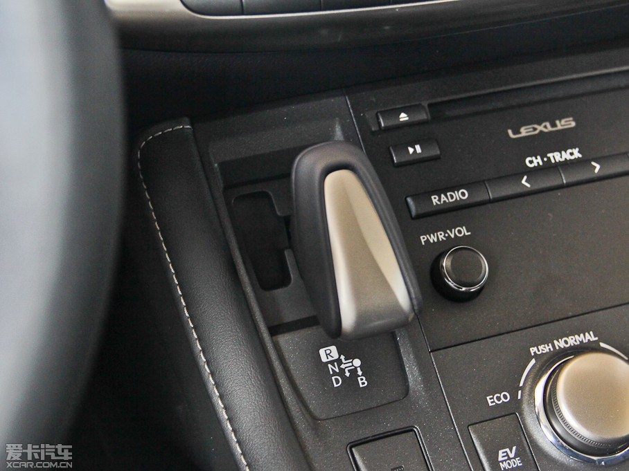 2014׿_˹CT 200h m pɫ