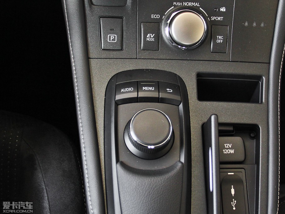 2014׿_˹CT 200h m pɫ