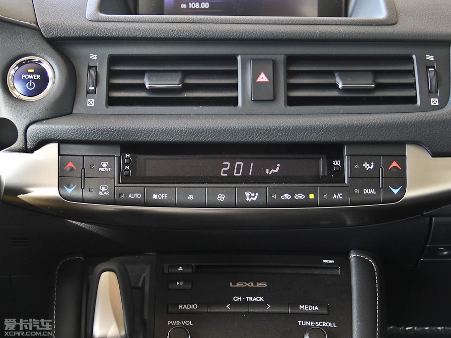 2014׿_˹CT 200h m pɫ