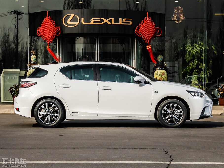 2014׿_˹CT 200h F-SPORT pɫ