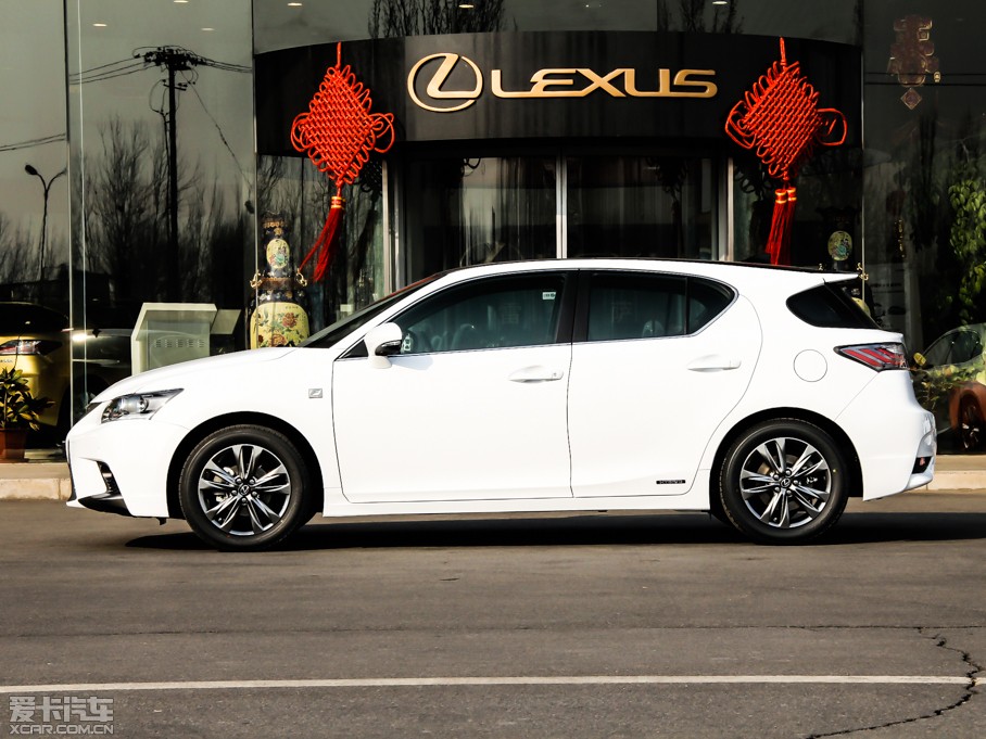 2014׿_˹CT 200h F-SPORT pɫ