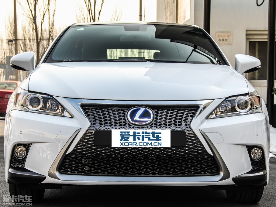 2014׿_˹CT 200h F-SPORT pɫ