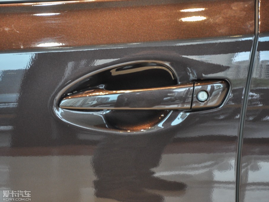 2014׿_˹CT 200h m pɫ