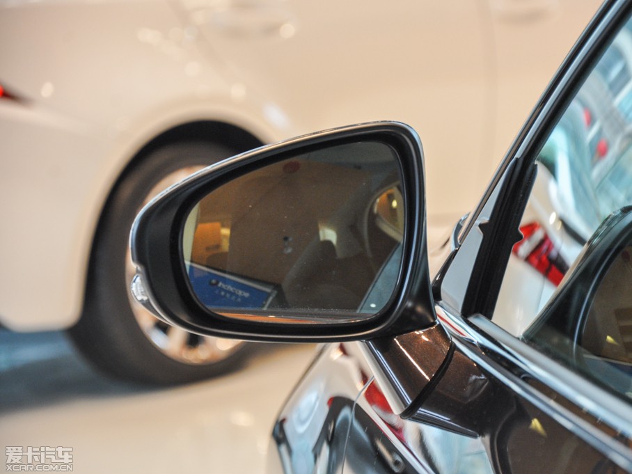 2014׿_˹CT 200h m pɫ