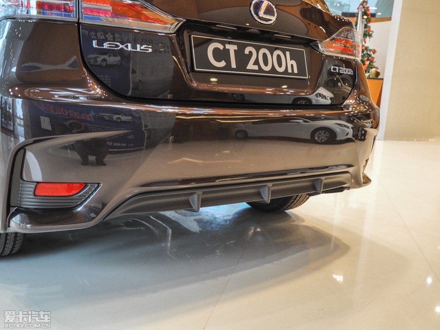 2014׿_˹CT 200h m pɫ