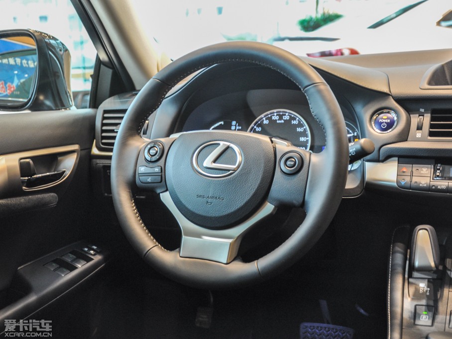 2014׿_˹CT 200h m pɫ