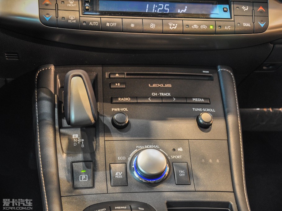 2014׿_˹CT 200h m pɫ