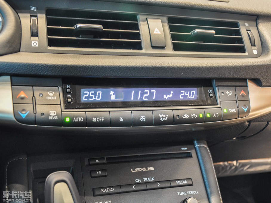 2014׿_˹CT 200h m pɫ