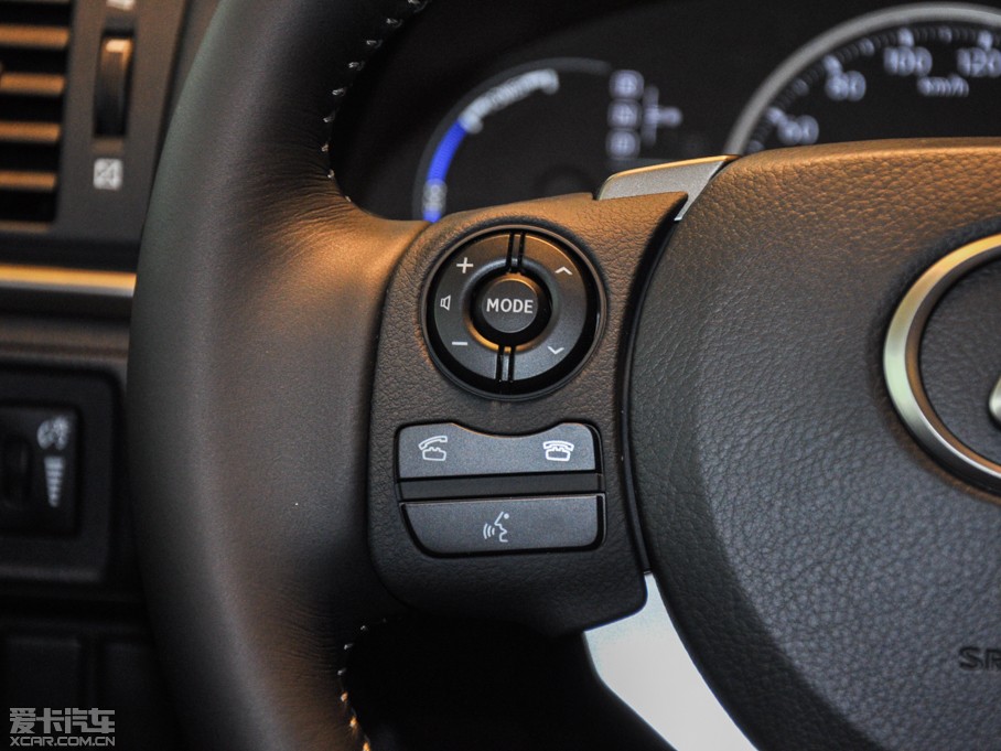 2014׿_˹CT 200h m pɫ