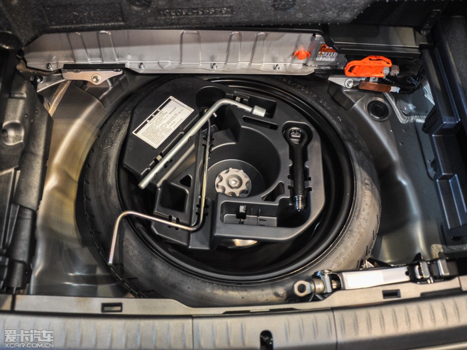 2014׿_˹CT 200h m pɫ