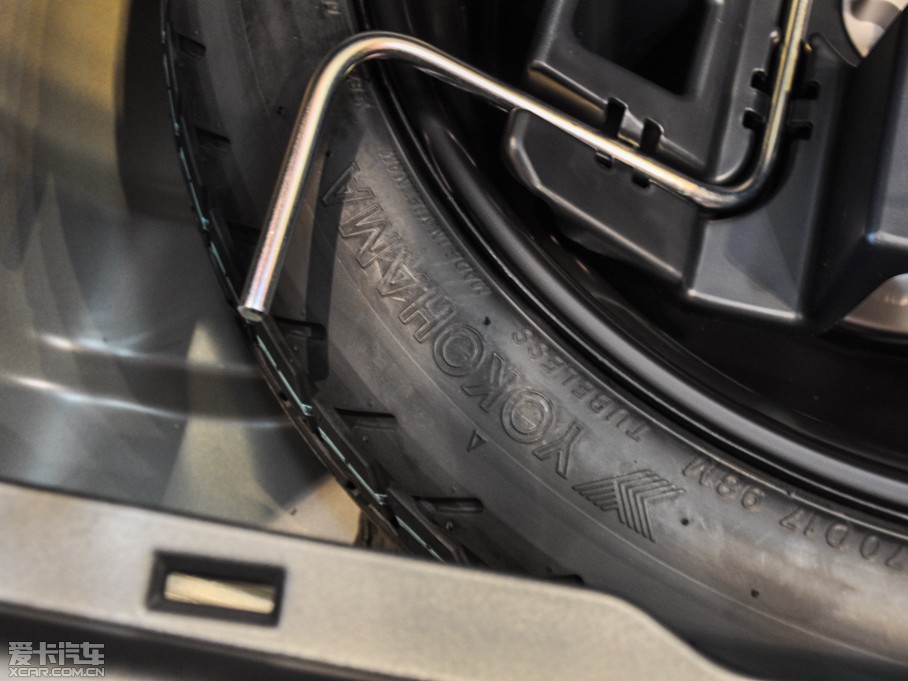 2014׿_˹CT 200h m pɫ