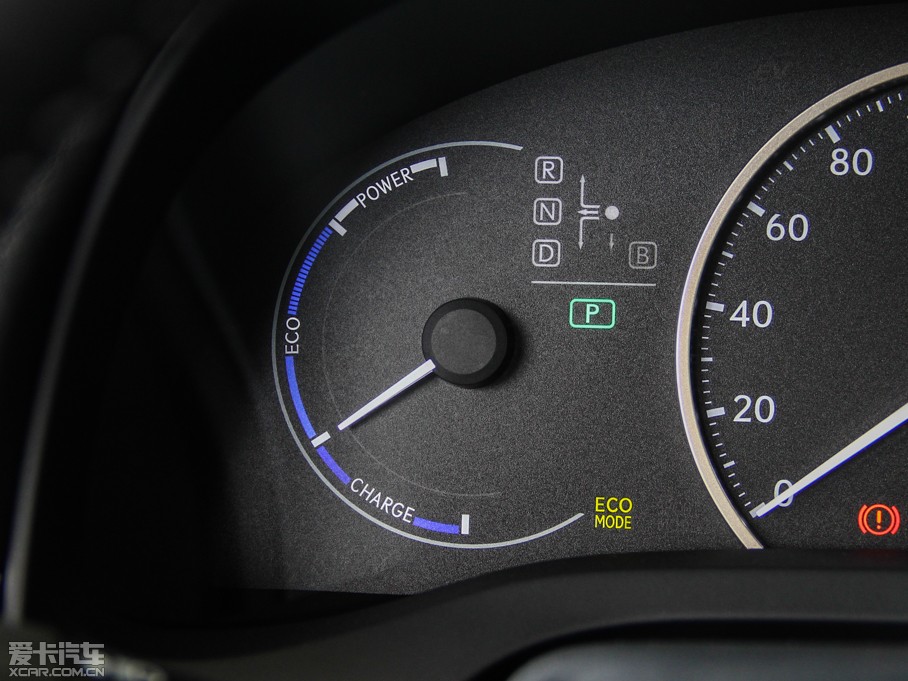 2014׿_˹CT 200h m ɫ