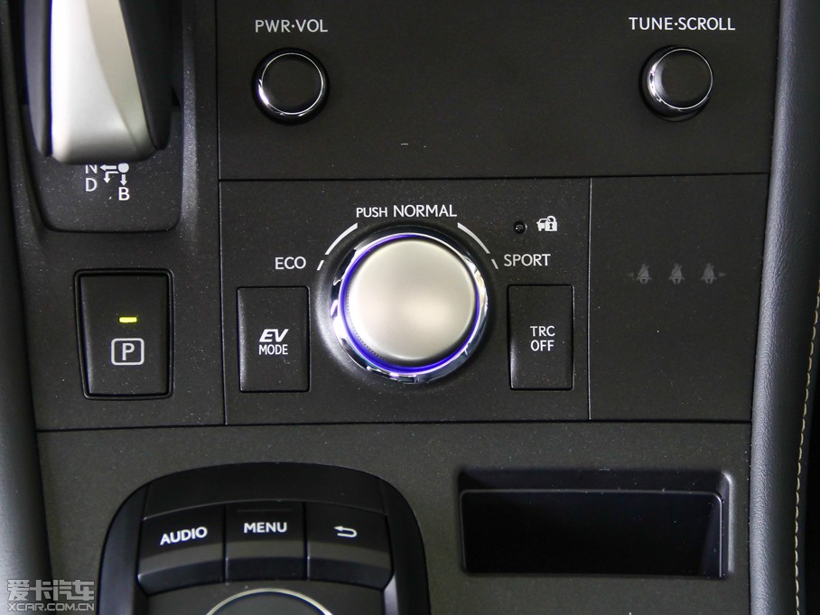 2014׿_˹CT 200h m ɫ