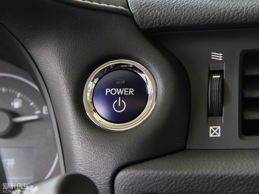 2014׿_˹CT 200h m ɫ