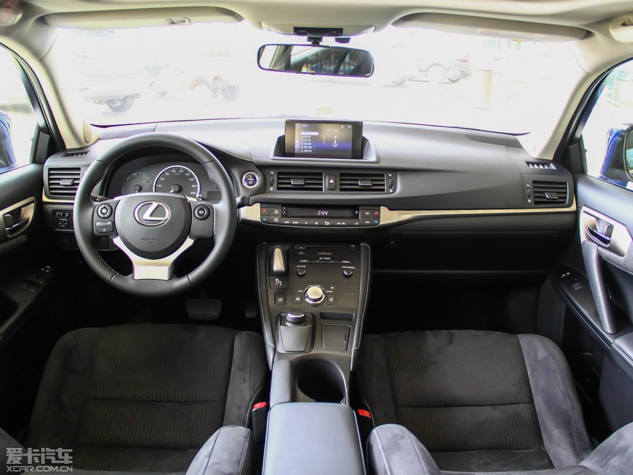 2014׿_˹CT 200h m ɫ