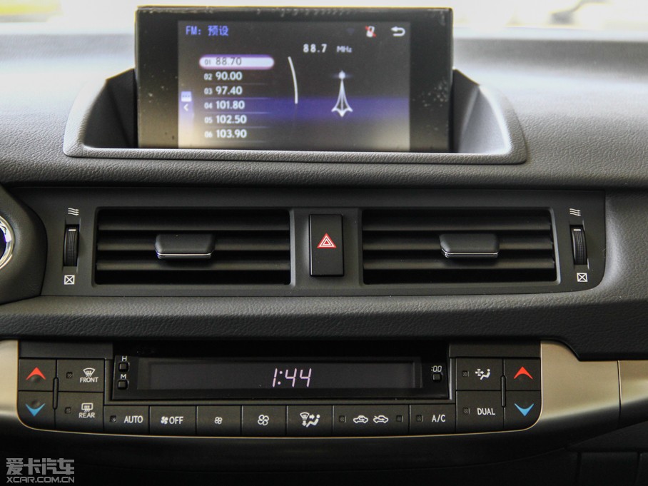 2014׿_˹CT 200h m ɫ