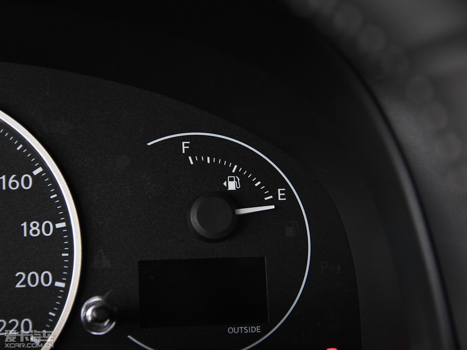 2014׿_˹CT 200h Ӣ ɫ