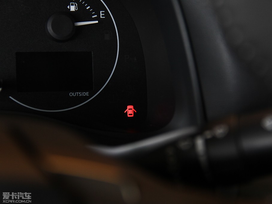 2014׿_˹CT 200h Ӣ ɫ