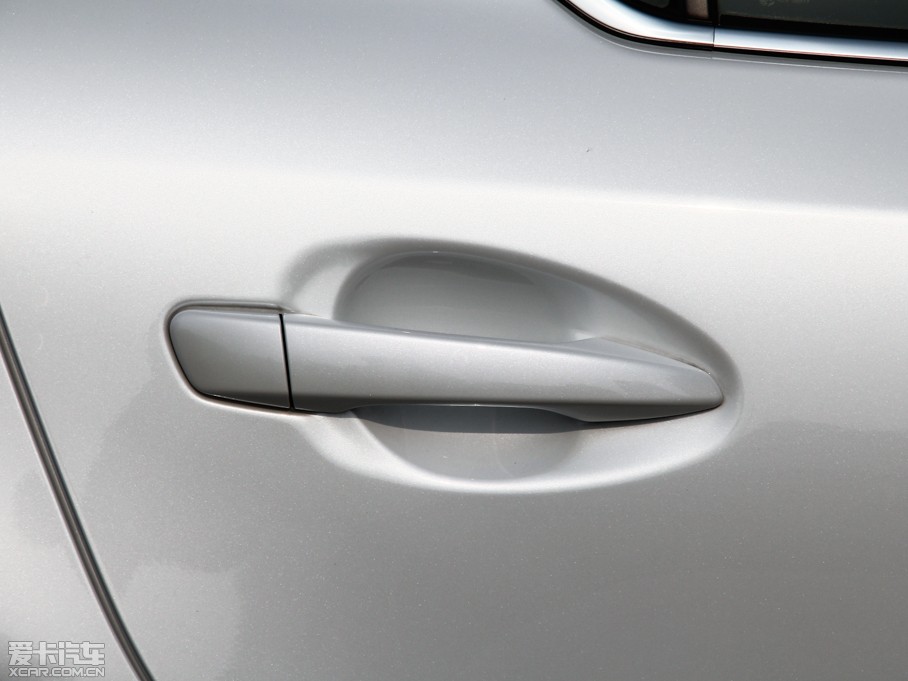 2014׿_˹CT 200h I(lng)Ȱ ɫ