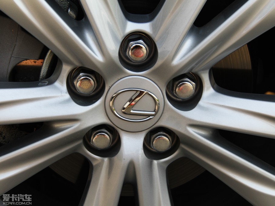 2014׿_˹CT 200h I(lng)Ȱ ɫ