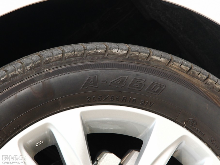 2014׿_˹CT 200h IȰ ɫ