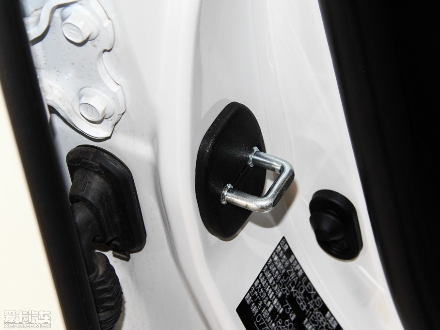 2014׿_˹CT 200h I(lng)Ȱ ɫ