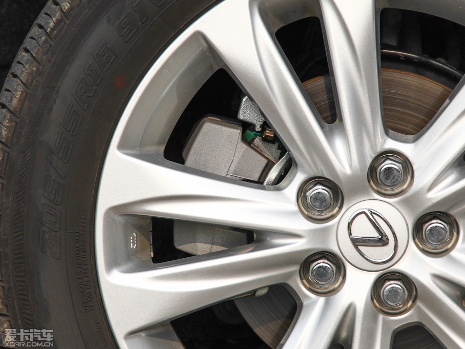 2014׿_˹CT 200h IȰ ɫ