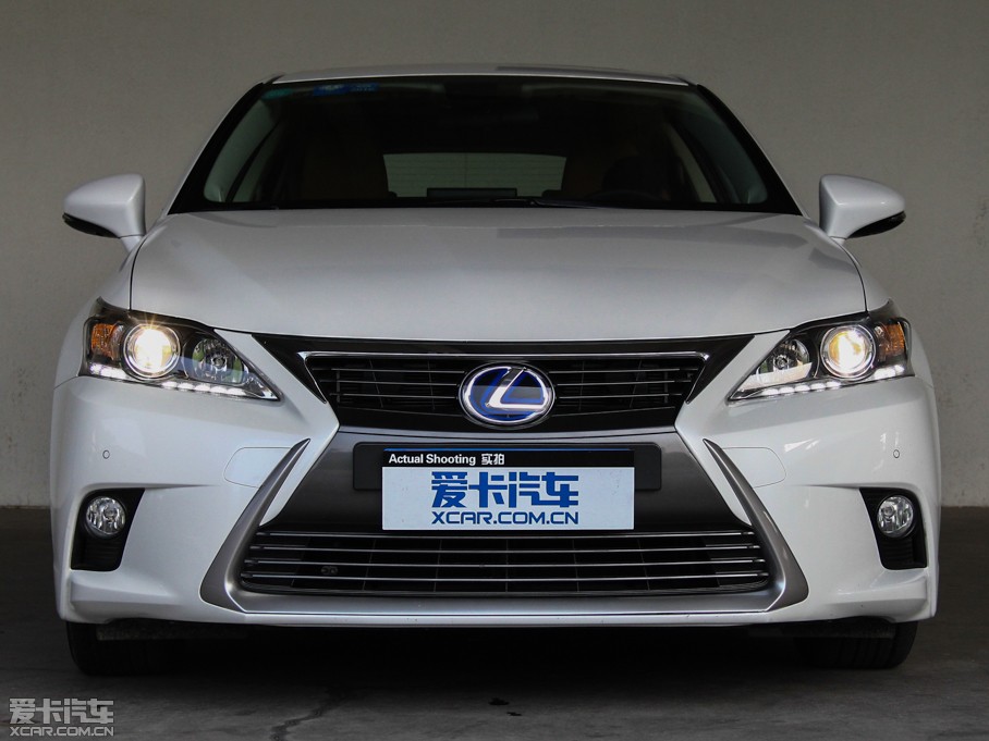 2014׿_˹CT 200h I(lng)Ȱ ɫ