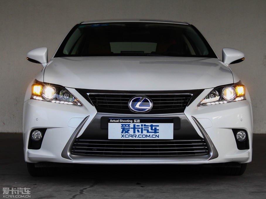 2014׿_˹CT 200h I(lng)Ȱ ɫ