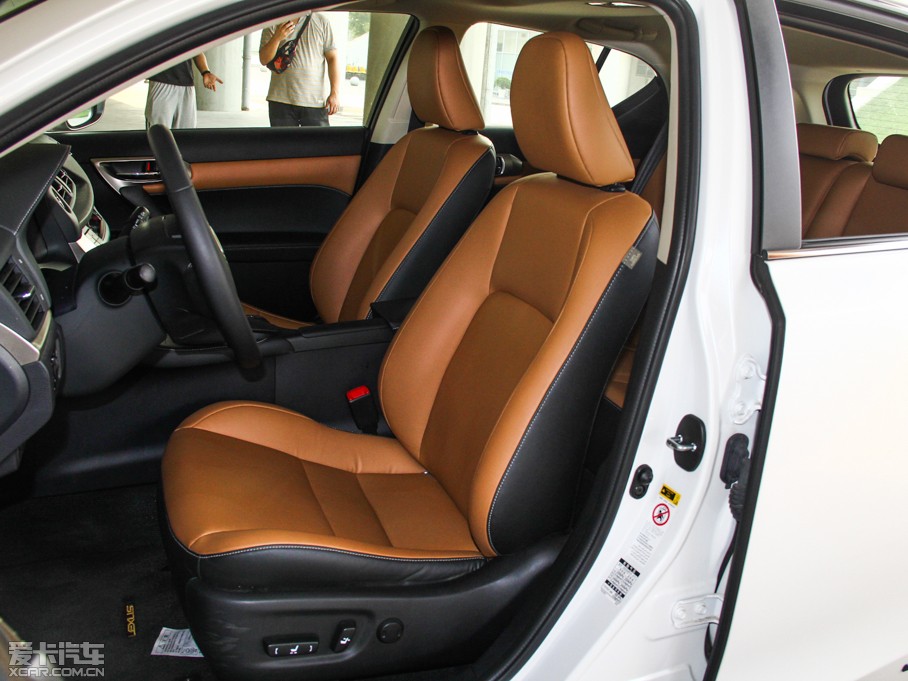 2014׿_˹CT 200h IȰ ɫ