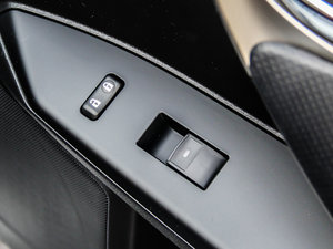 2014200h F-SPORT pɫ п؅^