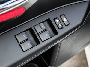 2014200h F-SPORT pɫ {܇ƅ^	