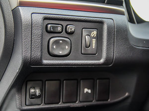 2014200h F-SPORT pɫ п؅^