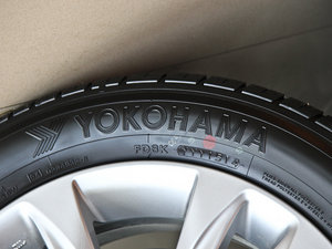 2014200h Ӣ ɫ ݆̥Ʒ