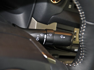 2014200h Ӣ ɫ п؅^(q)