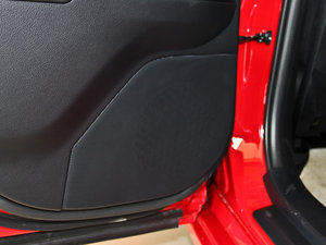 2014200h Ӣ ɫ п؅^(q)