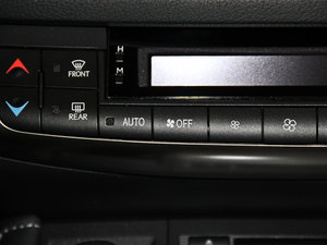 2014200h Ӣ ɫ п؅^(q)