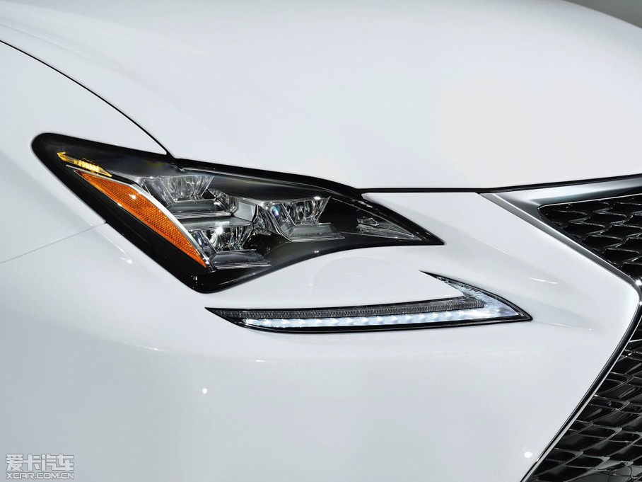 2015���׿��_˹RC F 350 F Sport