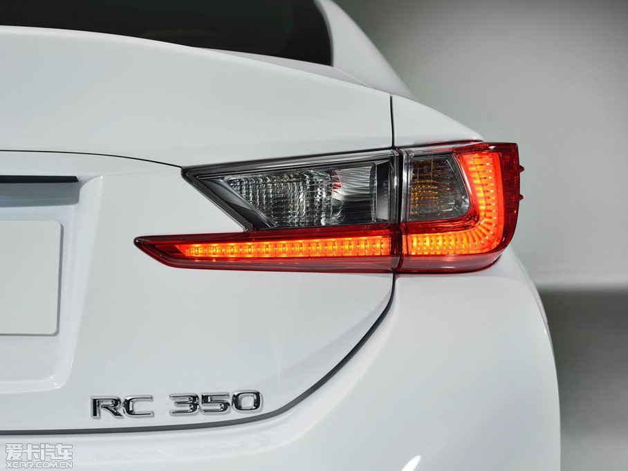 2015���׿��_˹RC F 350 F Sport