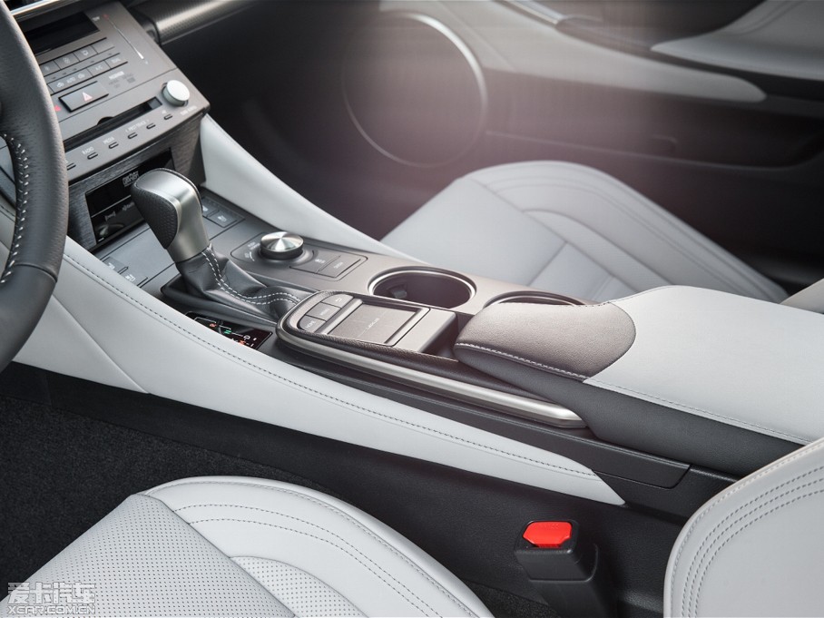 2015���׿��_˹RC F 350 F Sport