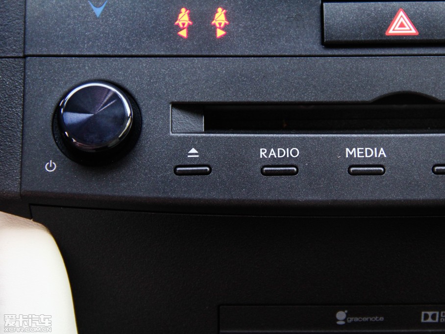 2015���׿��_˹RC F 5.0L �S���